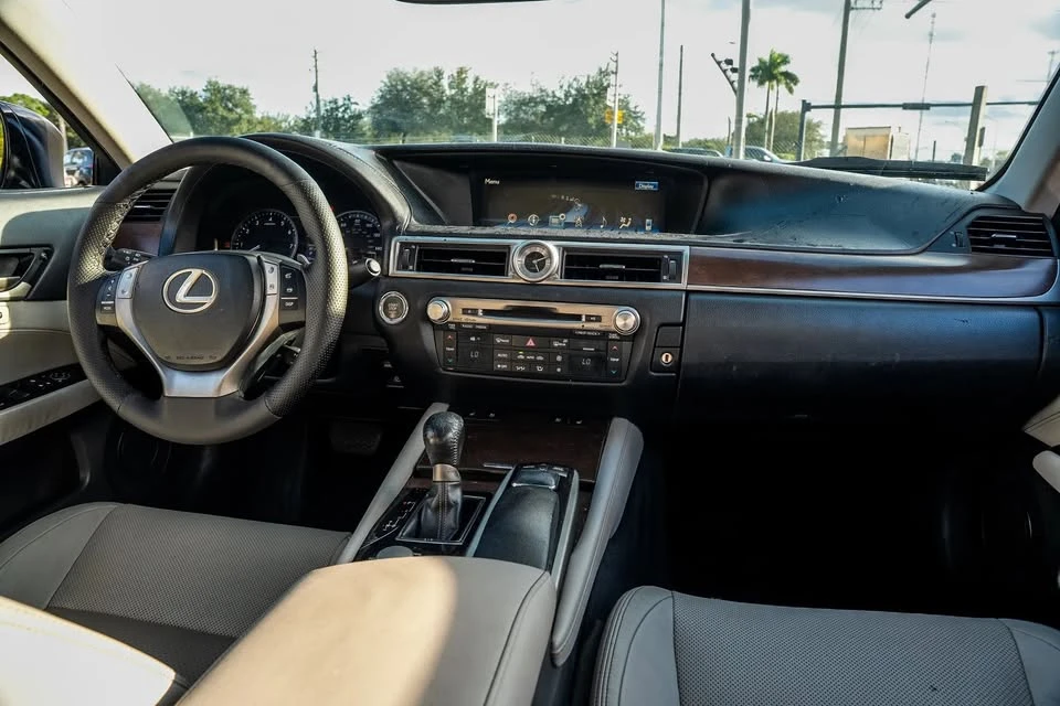2012 Lexus GS 4th Gen - Image 14 of 20