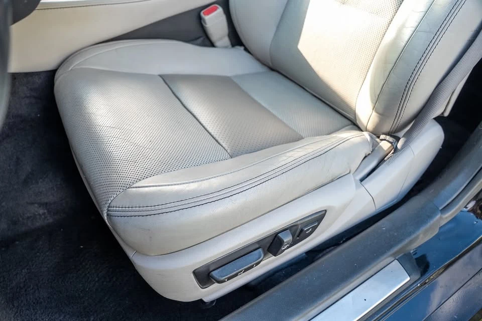 2012 Lexus GS 4th Gen - Image 17 of 20