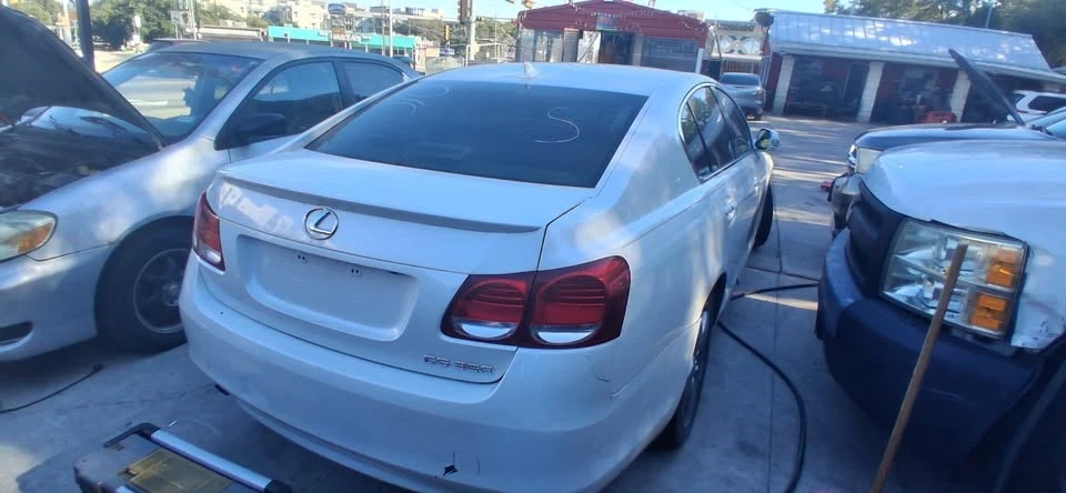 2012 Lexus GS 4th Gen - Image 4 of 20