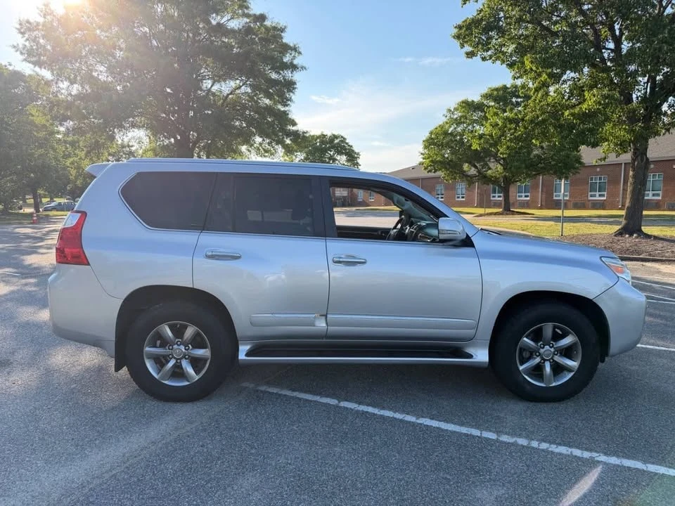 2012 Lexus GX 2nd Gen - Image 8 of 20