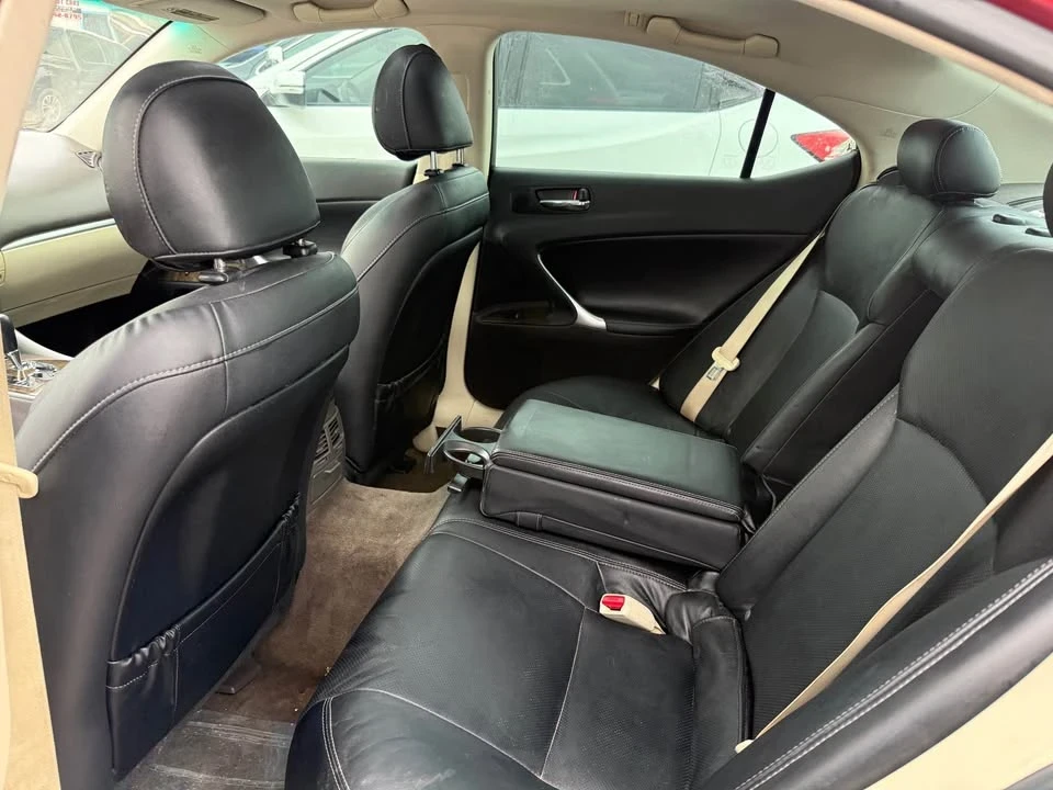 2012 Lexus IS 2nd Gen - Image 9 of 19