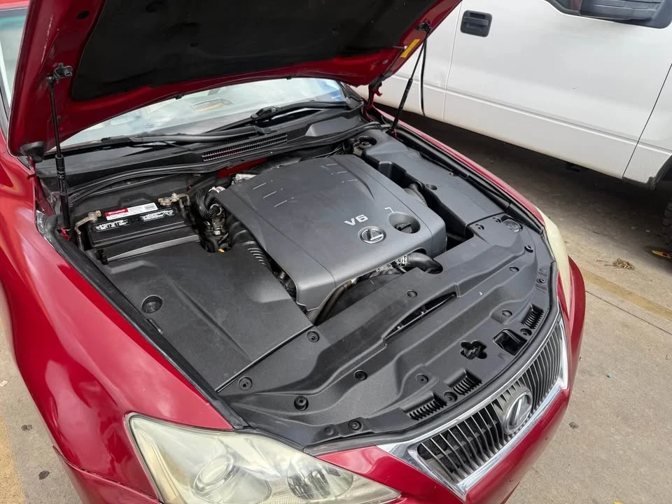 2012 Lexus IS 2nd Gen - Image 15 of 19