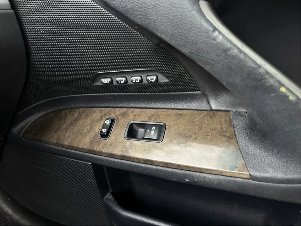 2012 Lexus IS 2nd Gen - Image 18 of 20