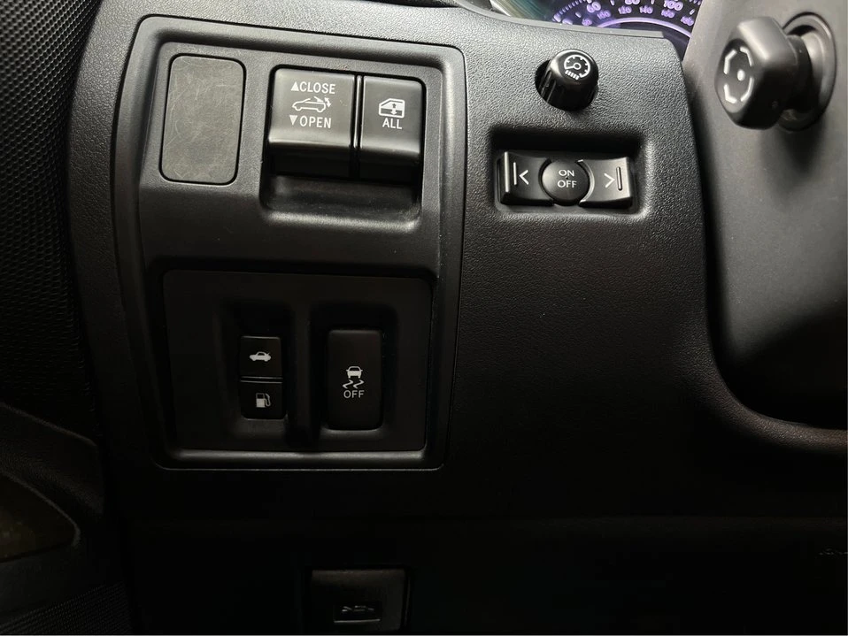 2012 Lexus IS 2nd Gen - Image 16 of 20