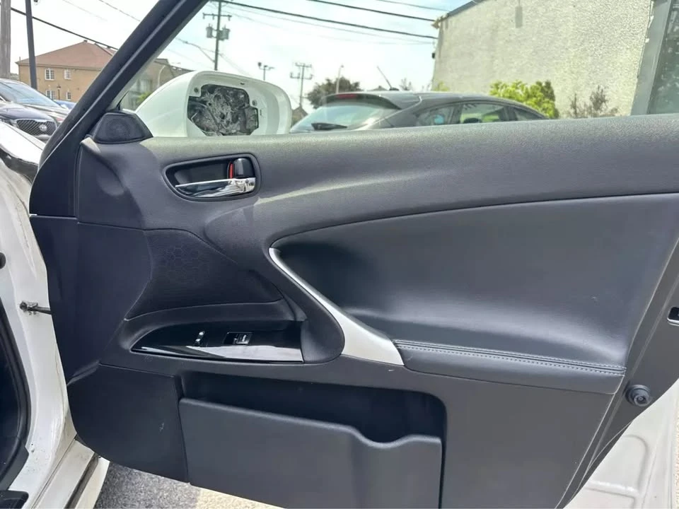2012 Lexus IS 2nd Gen - Image 18 of 20