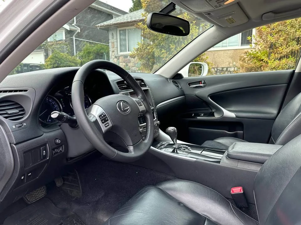 2012 Lexus IS 2nd Gen - Image 6 of 9