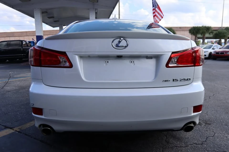 2012 Lexus IS 2nd Gen - Image 8 of 20