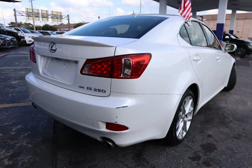 2012 Lexus IS 2nd Gen - Image 7 of 20