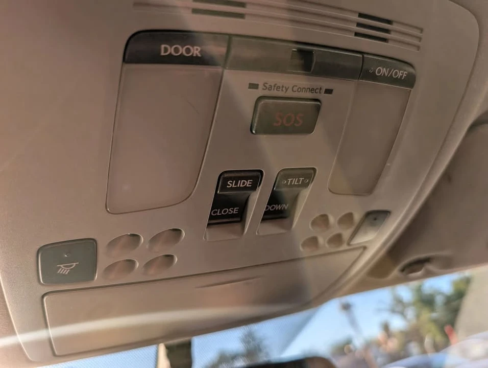 2012 Lexus IS 2nd Gen - Image 17 of 17