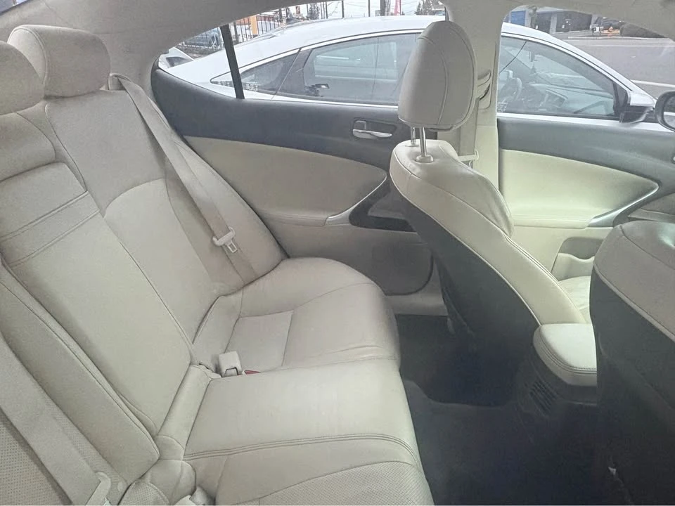 2012 Lexus IS 2nd Gen - Image 5 of 7