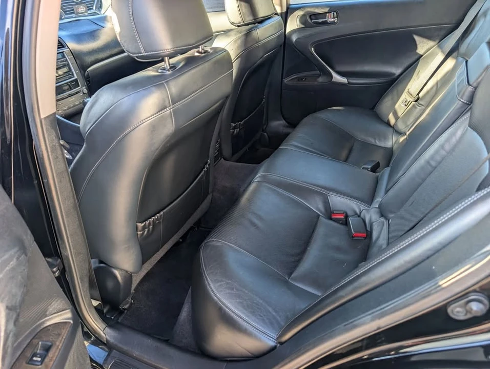 2012 Lexus IS 2nd Gen - Image 15 of 17