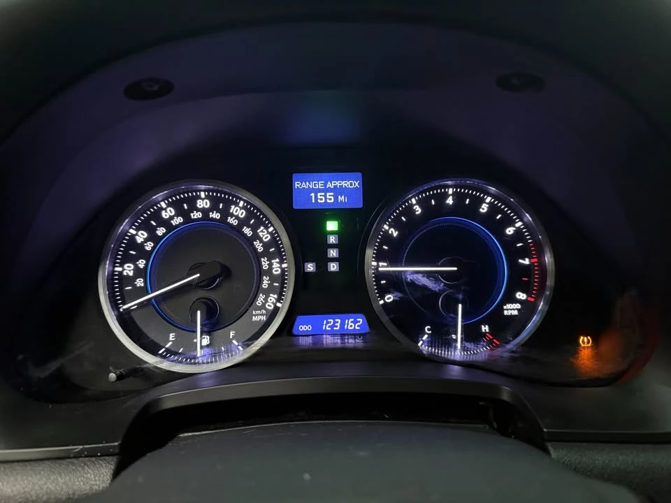 2012 Lexus IS 2nd Gen - Image 12 of 20