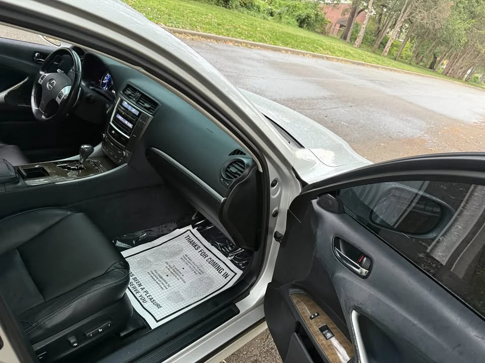 2012 Lexus IS 2nd Gen - Image 18 of 20
