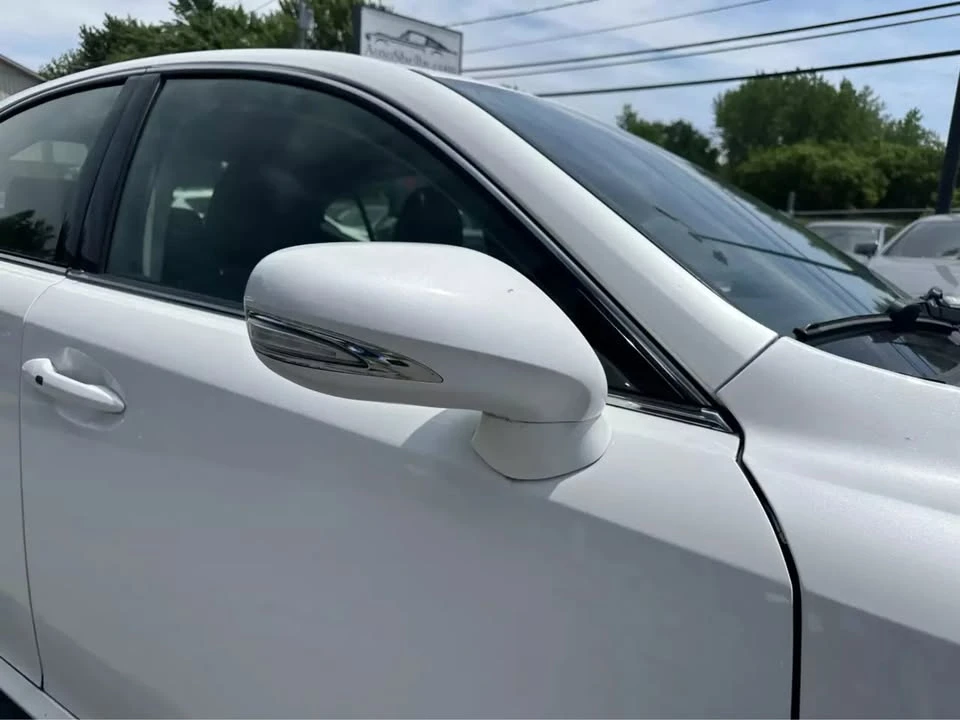 2012 Lexus IS 2nd Gen - Image 4 of 11