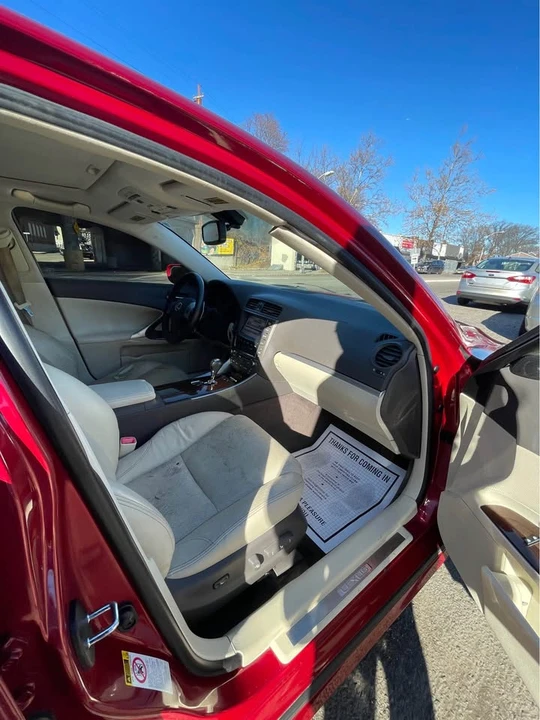 2012 Lexus IS 2nd Gen - Image 10 of 15