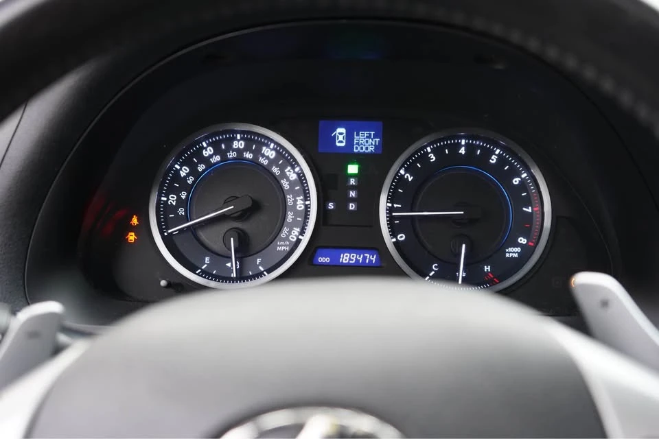 2012 Lexus IS 2nd Gen - Image 9 of 13