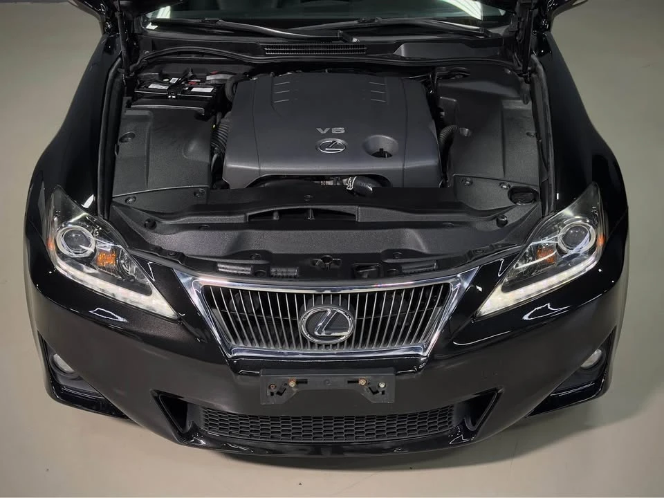 2012 Lexus IS 2nd Gen - Image 5 of 15