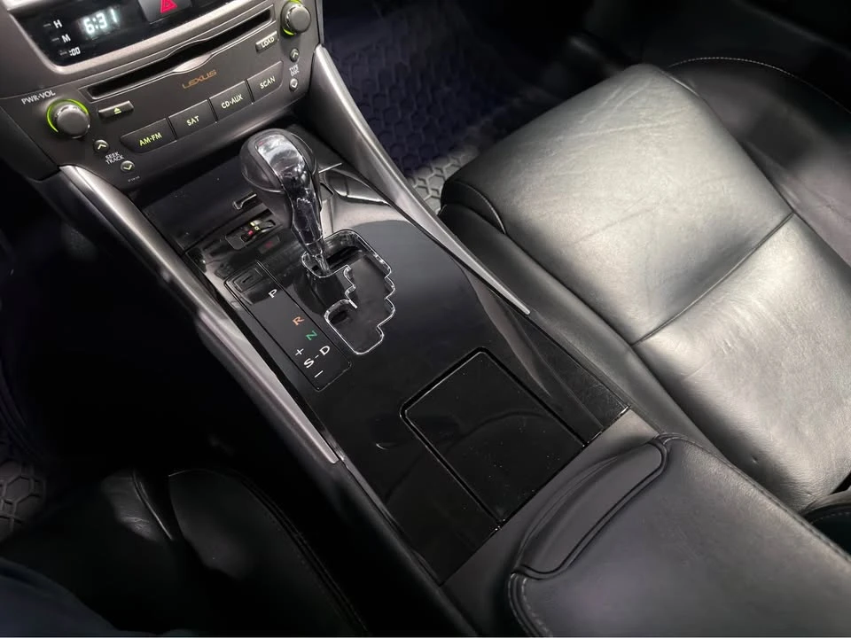 2012 Lexus IS 2nd Gen - Image 15 of 15