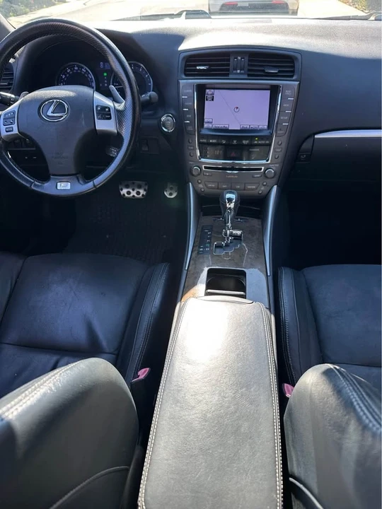 2012 Lexus IS 2nd Gen - Image 5 of 11