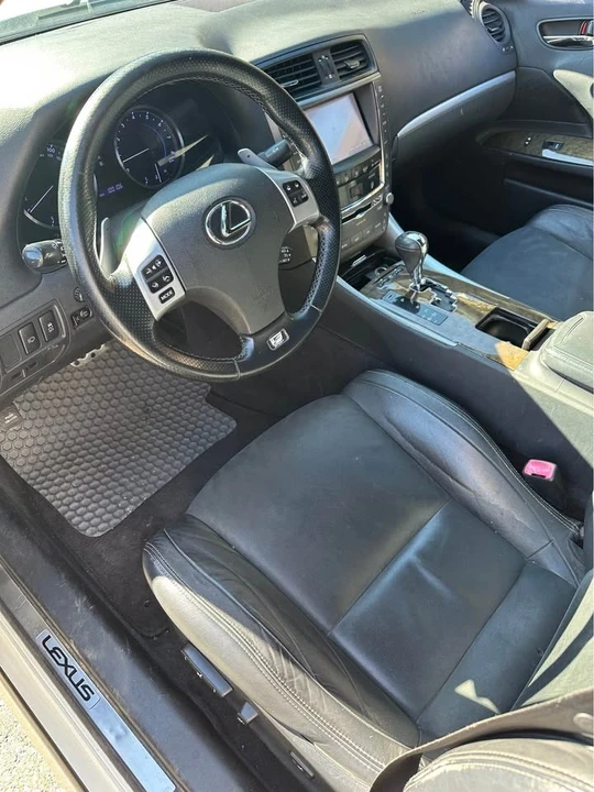 2012 Lexus IS 2nd Gen - Image 8 of 11