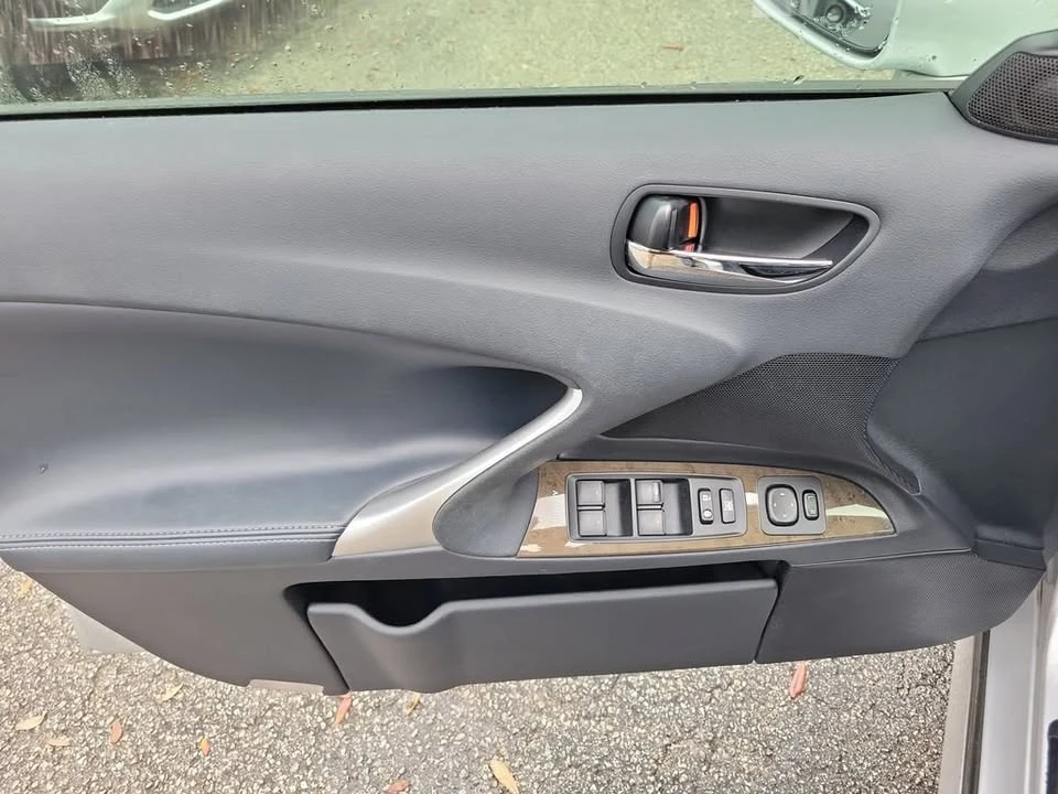 2012 Lexus IS 2nd Gen - Image 19 of 20