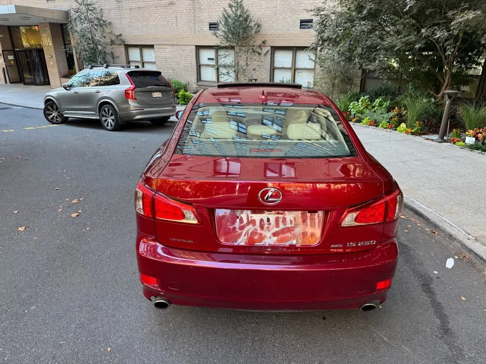 2012 Lexus IS 2nd Gen - Image 5 of 10
