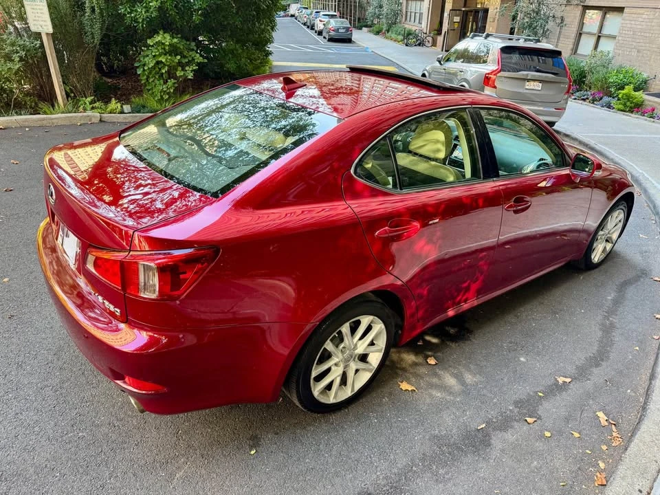 2012 Lexus IS 2nd Gen - Image 6 of 10