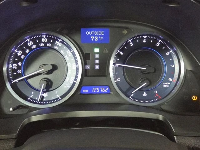 2012 Lexus IS 2nd Gen - Image 10 of 16