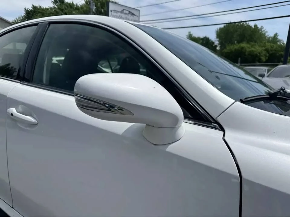 2012 Lexus IS 2nd Gen - Image 9 of 20