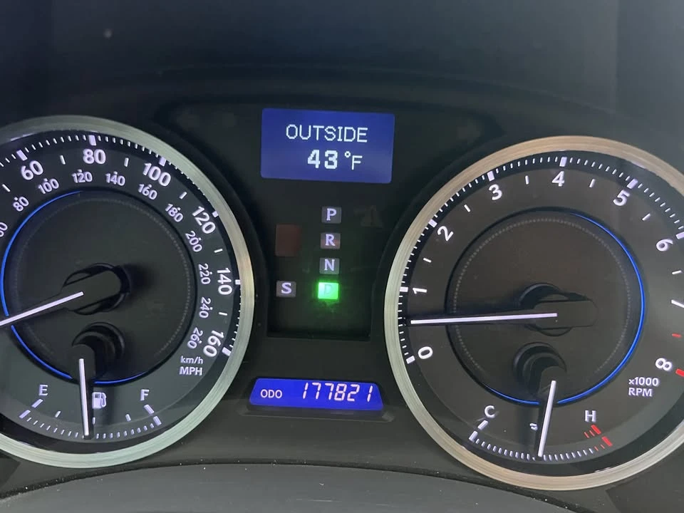 2012 Lexus IS 2nd Gen - Image 6 of 7