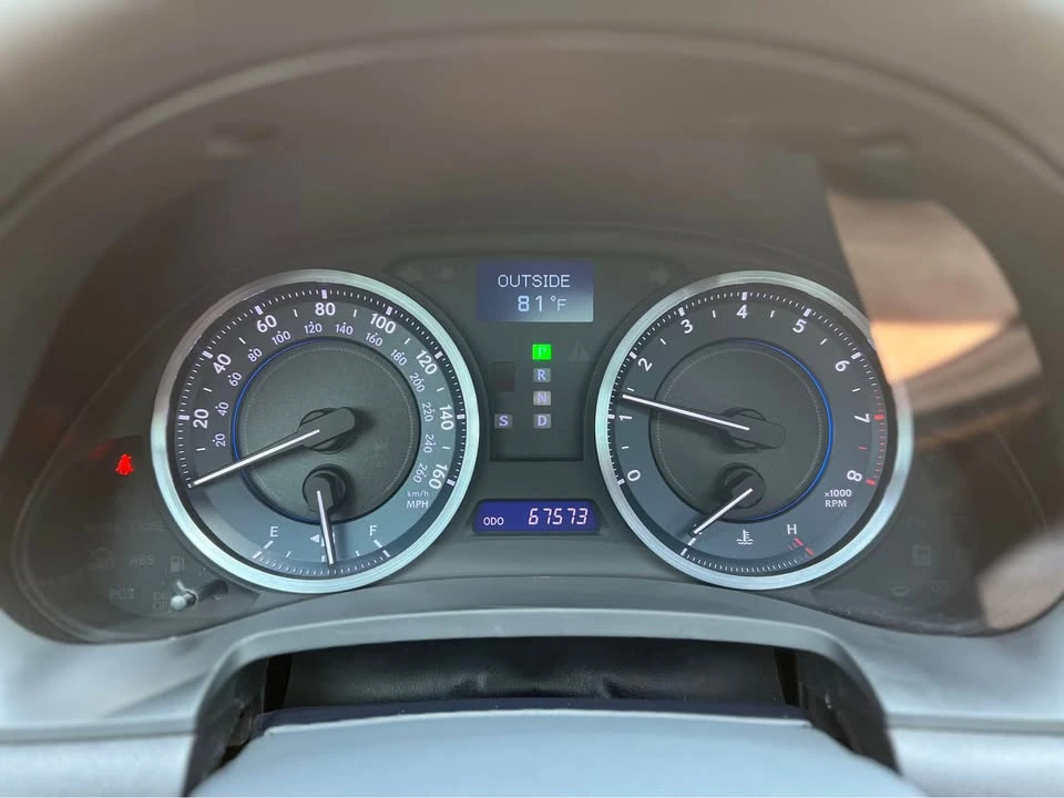 2012 Lexus IS 2nd Gen - Image 6 of 14