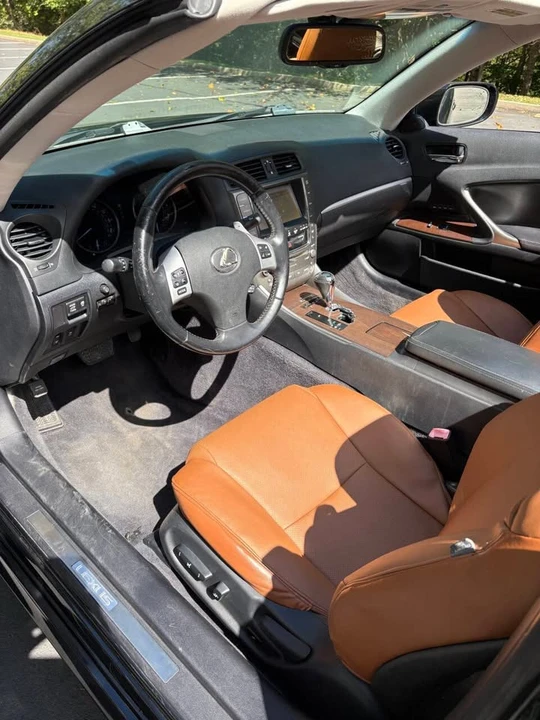 2012 Lexus IS 2nd Gen - Image 18 of 20