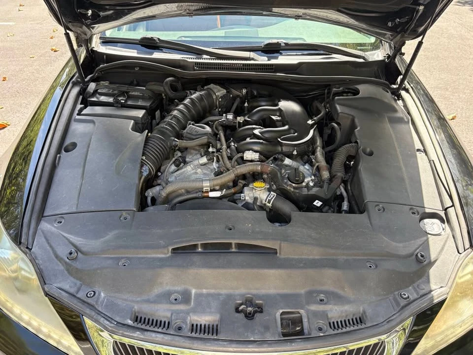 2012 Lexus IS 2nd Gen - Image 11 of 20