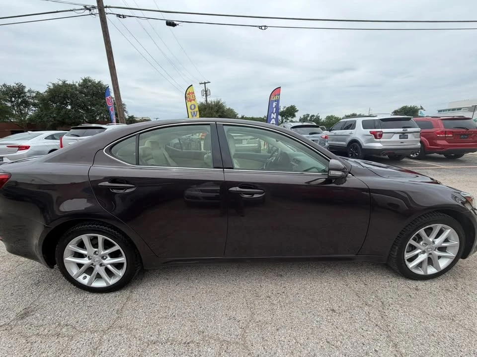 2012 Lexus IS 2nd Gen - Image 4 of 18