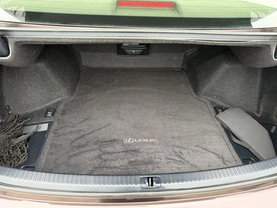 2012 Lexus IS 2nd Gen - Image 9 of 18