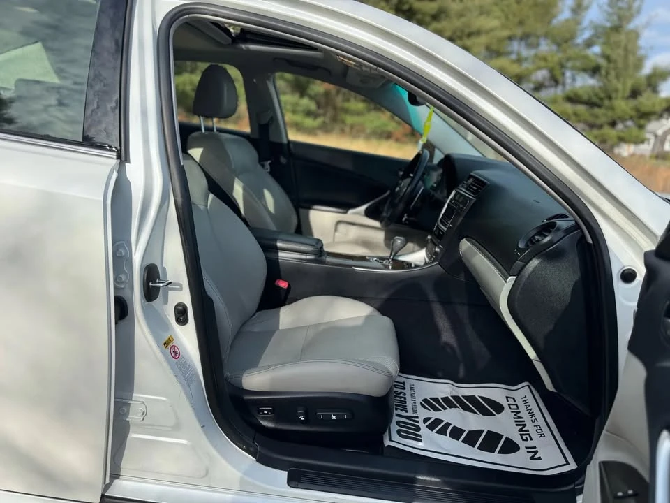 2012 Lexus IS 2nd Gen - Image 13 of 17