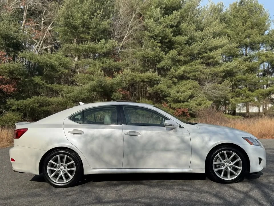 2012 Lexus IS 2nd Gen - Image 4 of 17