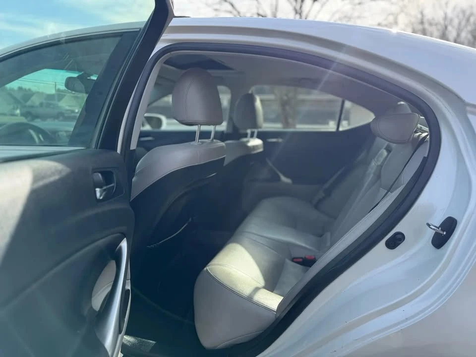 2012 Lexus IS 2nd Gen - Image 11 of 17
