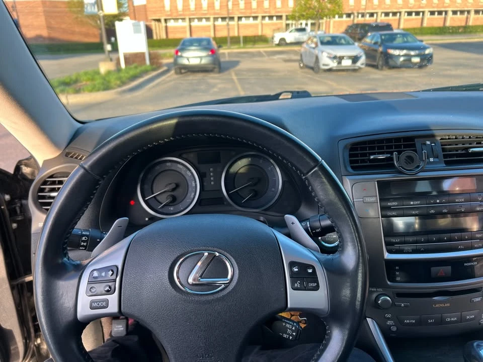 2012 Lexus IS 2nd Gen - Image 15 of 20
