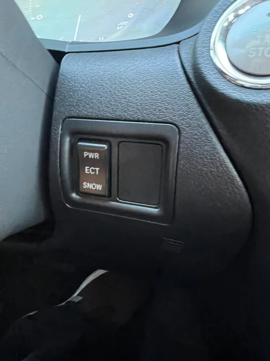 2012 Lexus IS 2nd Gen - Image 19 of 20