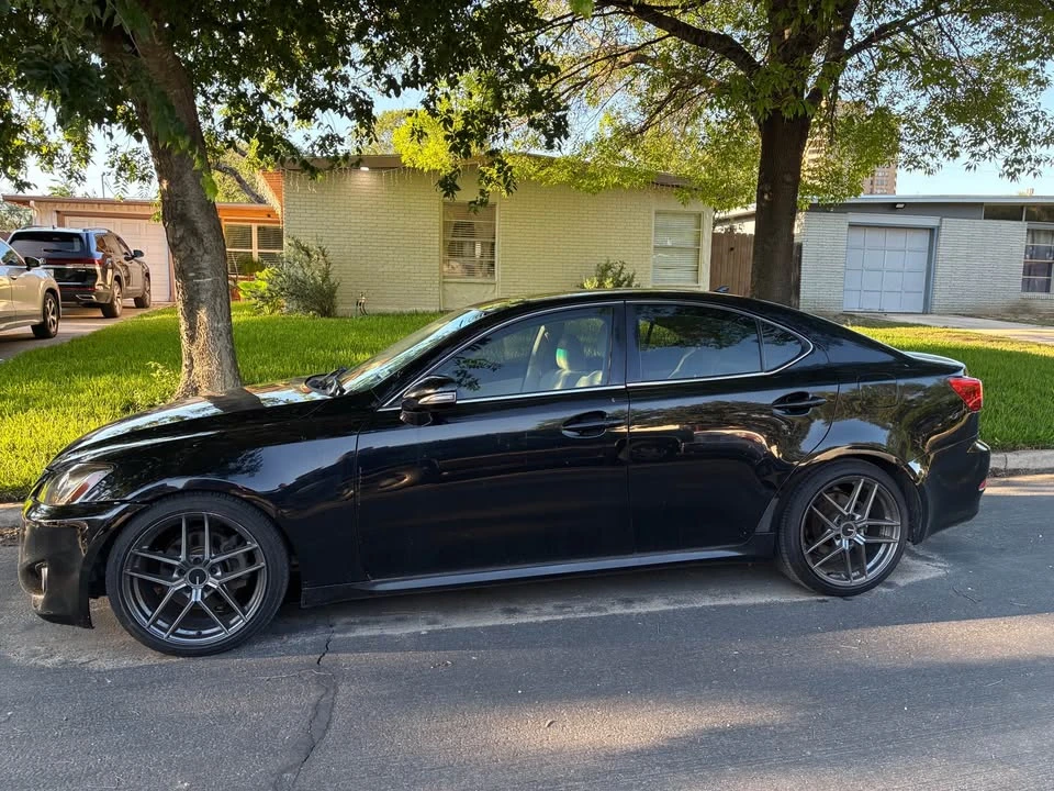 2012 Lexus IS 2nd Gen - Image 2 of 10