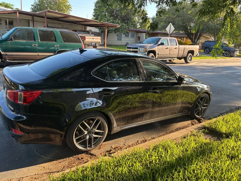 2012 Lexus IS 2nd Gen - Image 4 of 10