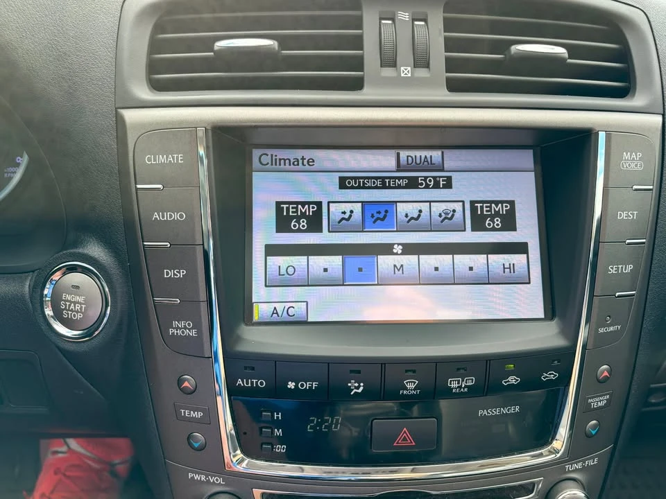 2012 Lexus IS 2nd Gen - Image 11 of 15