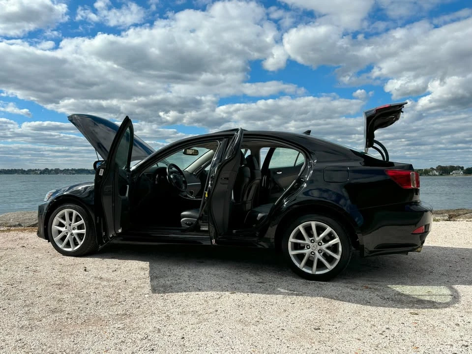 2012 Lexus IS 2nd Gen - Image 14 of 15