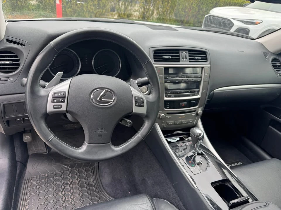 2012 Lexus IS 2nd Gen - Image 7 of 9