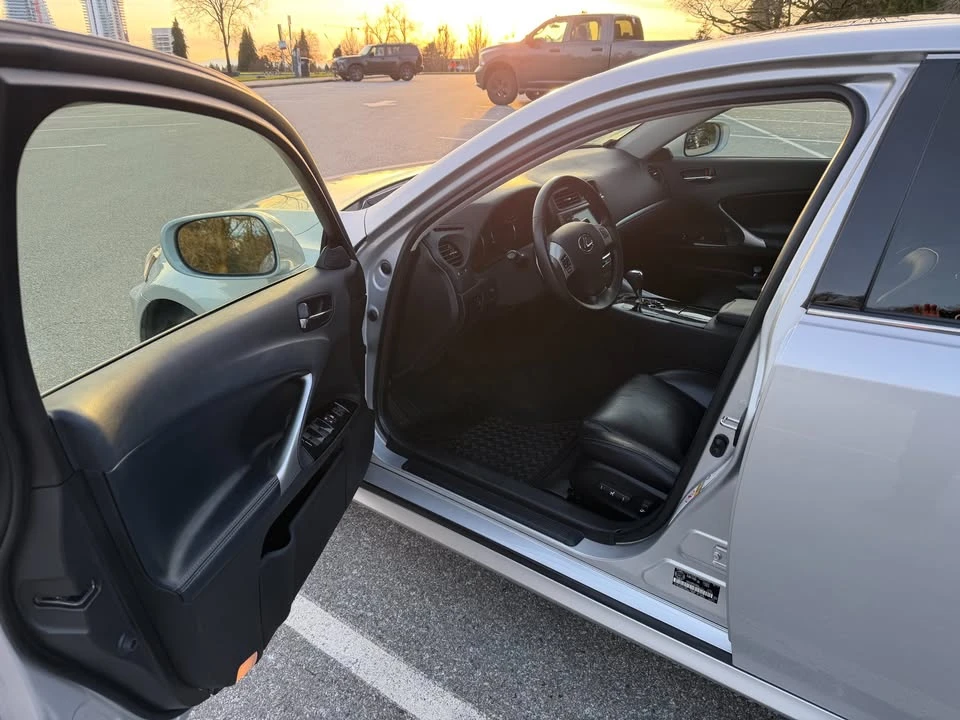 2012 Lexus IS 2nd Gen - Image 6 of 19