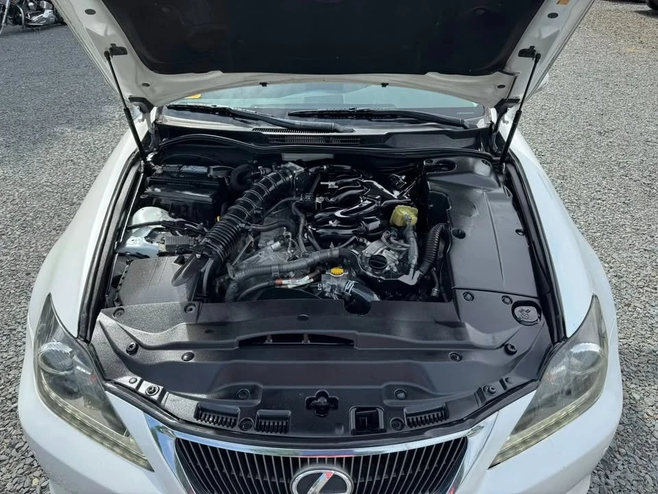 2012 Lexus IS 2nd Gen - Image 9 of 20