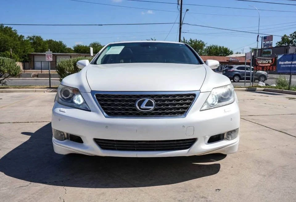 2012 Lexus LS 4th Gen - Image 2 of 20