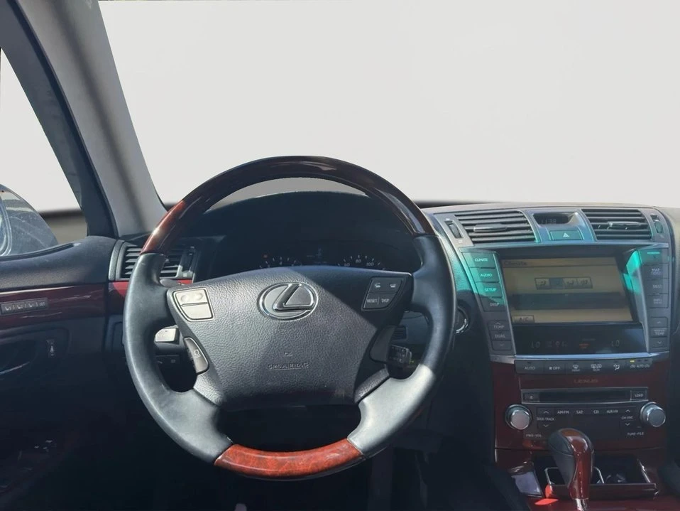 2012 Lexus LS 4th Gen - Image 12 of 16
