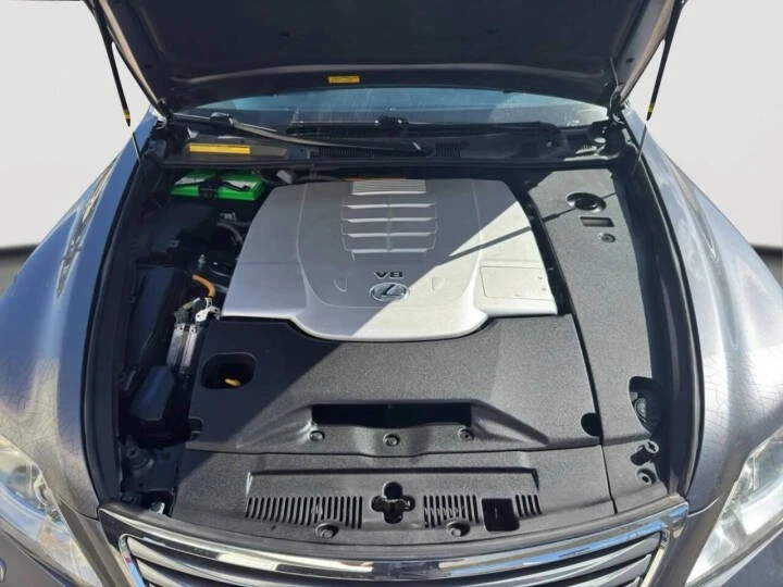 2012 Lexus LS 4th Gen - Image 6 of 9